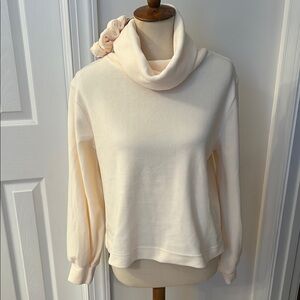 Wallflower Fleece Top with matching scrunchie